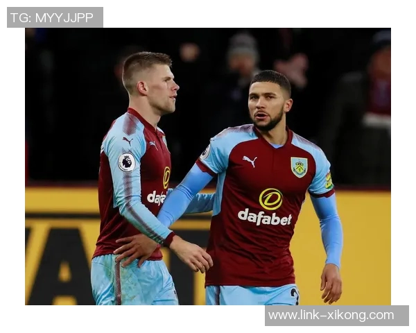 13岁小球迷设计利物浦伯恩利场刊封面获贵宾票奖励